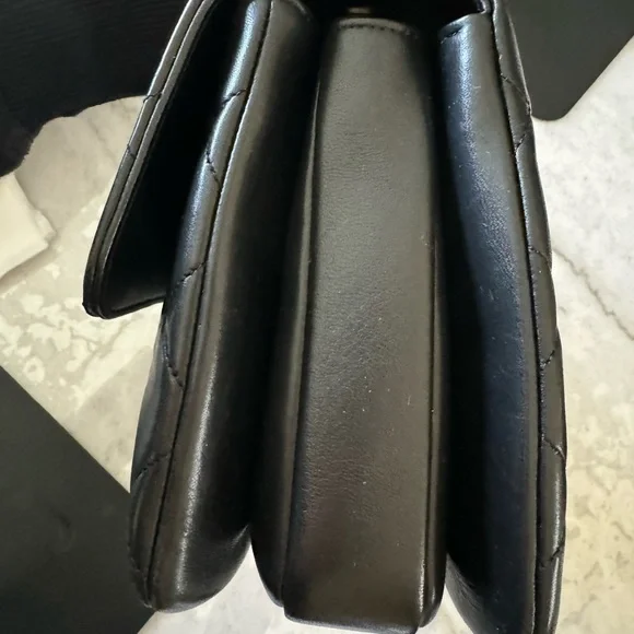 Chanel Trendy Handbag Medium Black Lambskin With Gold Hardware Crossbody ✨ 2019 - Picture 7 of 15